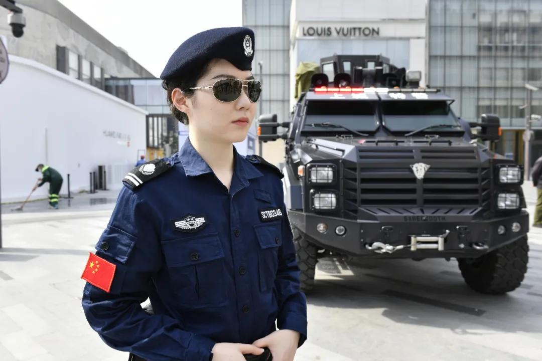 遇到暴恐分子怎么办？在地铁反恐专列上，浙江公安“反恐精英”给你支招