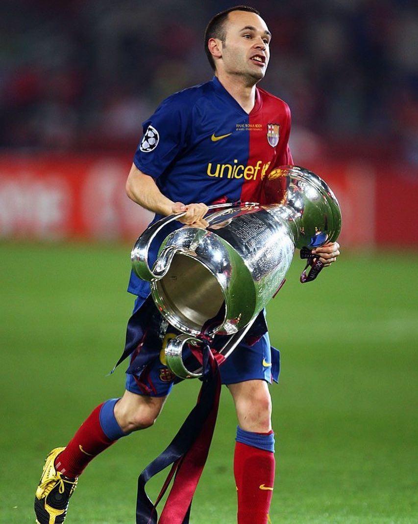 宝刀不老伊涅斯塔直接任意球破门,中场大师伊涅斯塔神操作