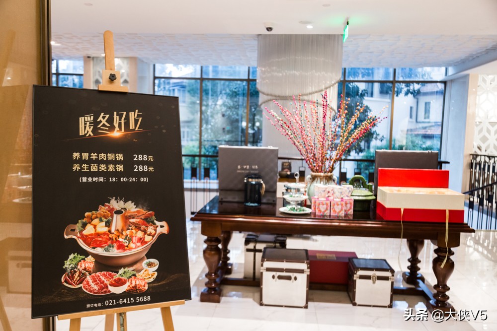 上海旅游值得打卡的酒店,来上海玩住哪里性价比比较高