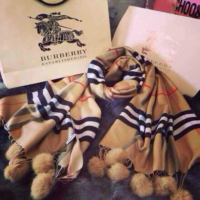 巴宝莉london男士系列风衣,巴宝莉不规则风衣