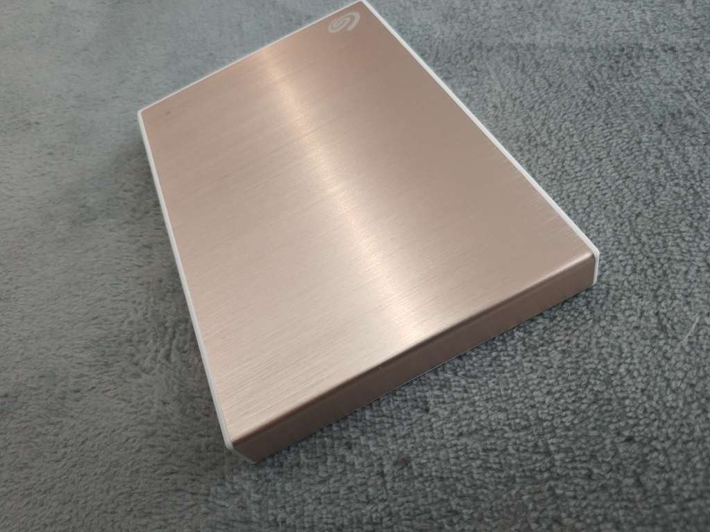 希捷seagate移动硬盘usb3.0,希捷seagatebackupplus睿品拆机