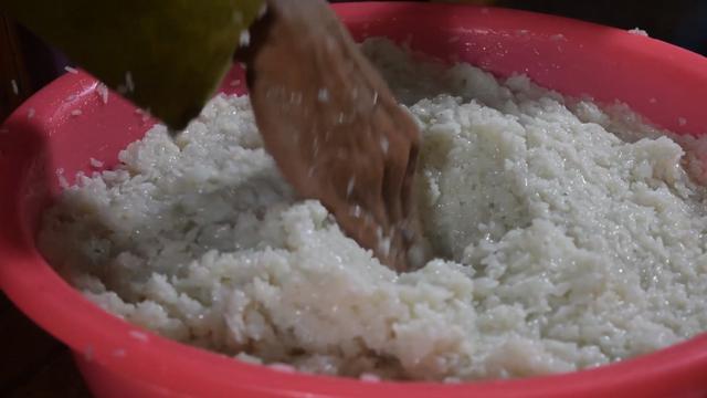 客家糯米酒怎么煮着吃,客家糯米酒的家常做法