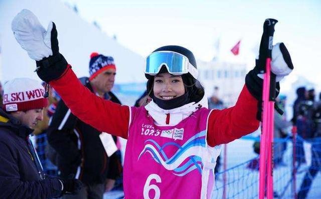 16岁女子加入中国国籍,16岁少女放弃美籍想加入中国籍