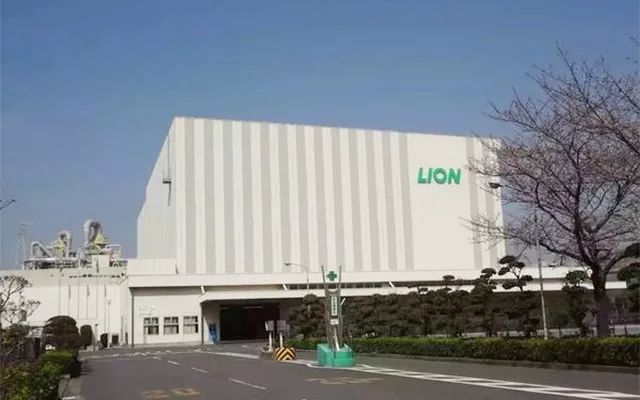 哪种牙膏去黄牙美白效果最好,用什么牙膏去黄美白效果最好