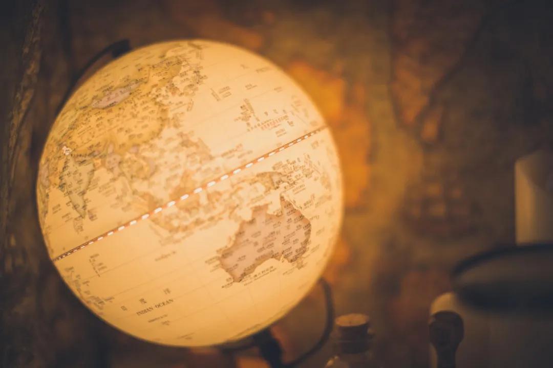 西方不亮东方亮原文,东方不亮西方亮