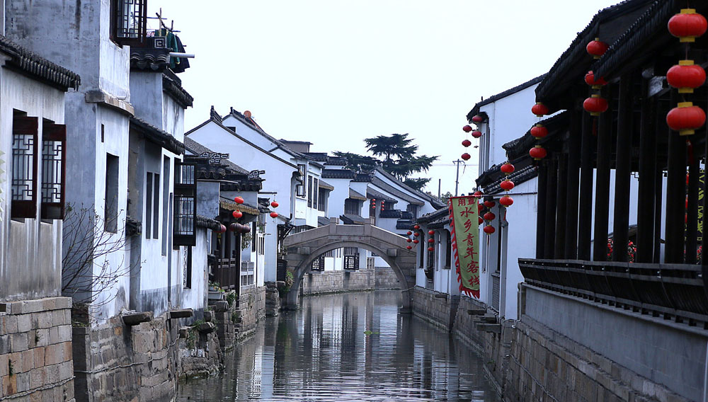 苏州的千年古镇被誉为六大古镇,苏州水乡周庄古镇