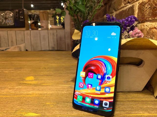 努比亚红魔3外屏,努比亚红魔3s外屏