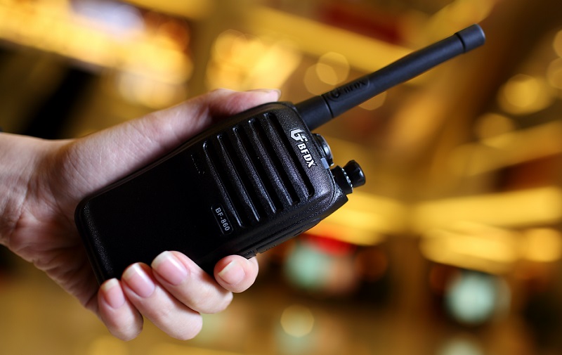 摩托罗拉对讲机写频的正确步骤,有关对讲机的介绍