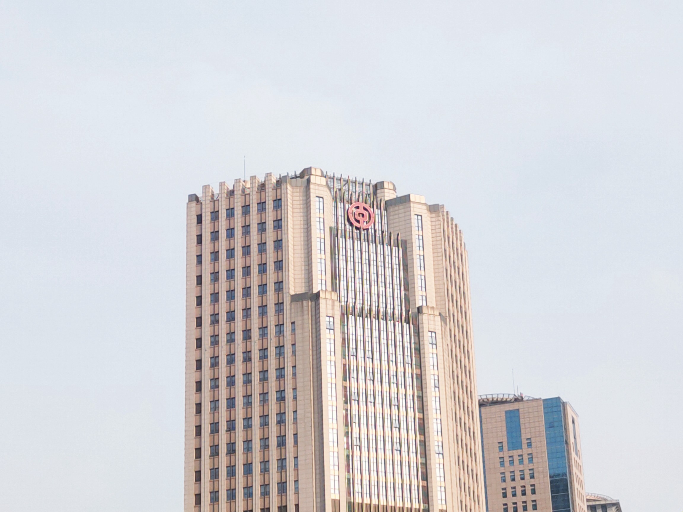 oppok5玩新版和平精英评测视频,oppok5测评拍照