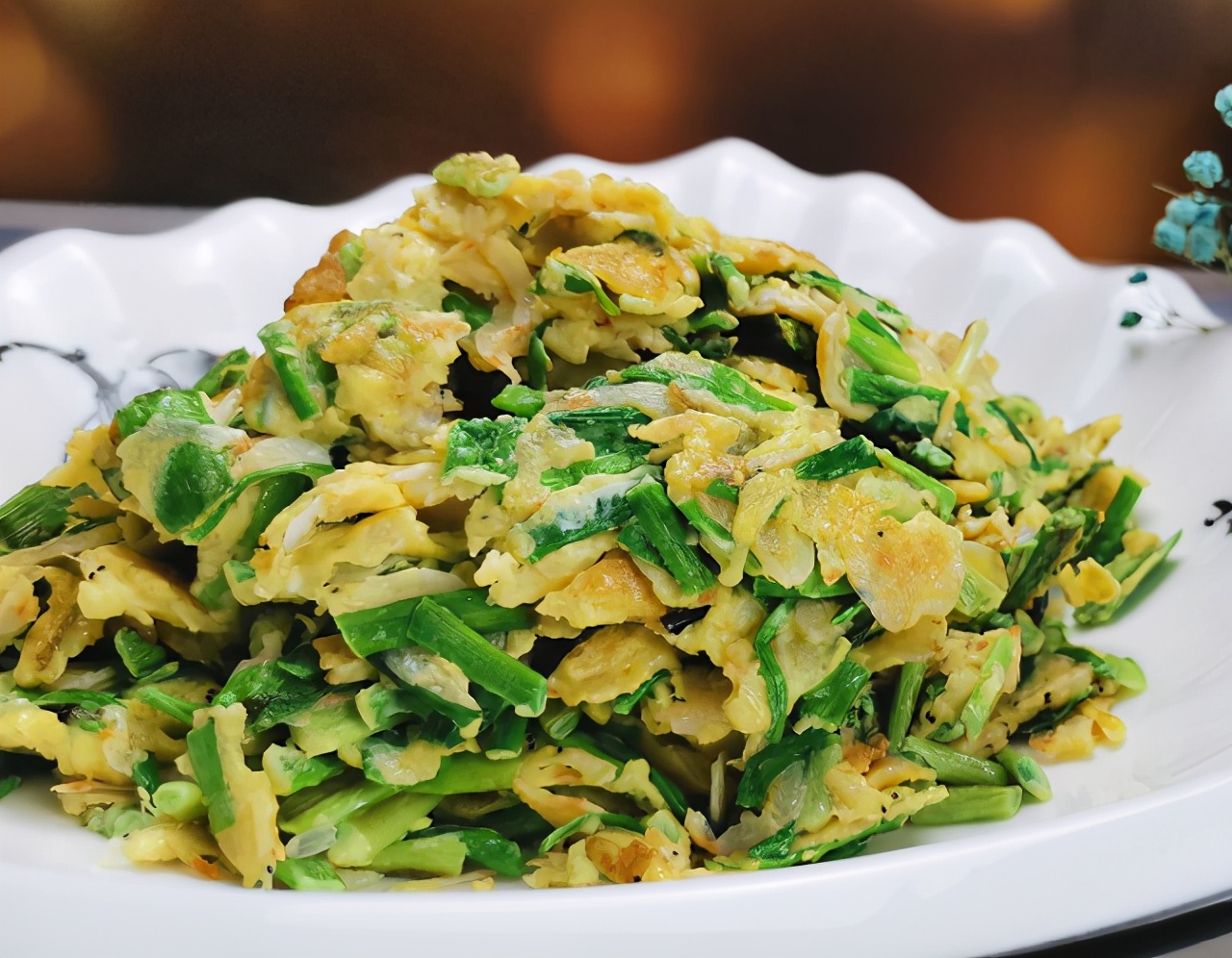 新鲜的蒜苗,蒜苗又新鲜又嫩