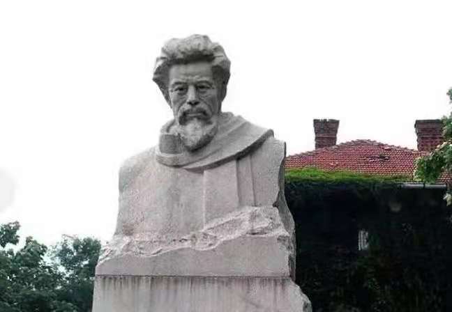 西南联大教育界的神话,西南联大教育典范