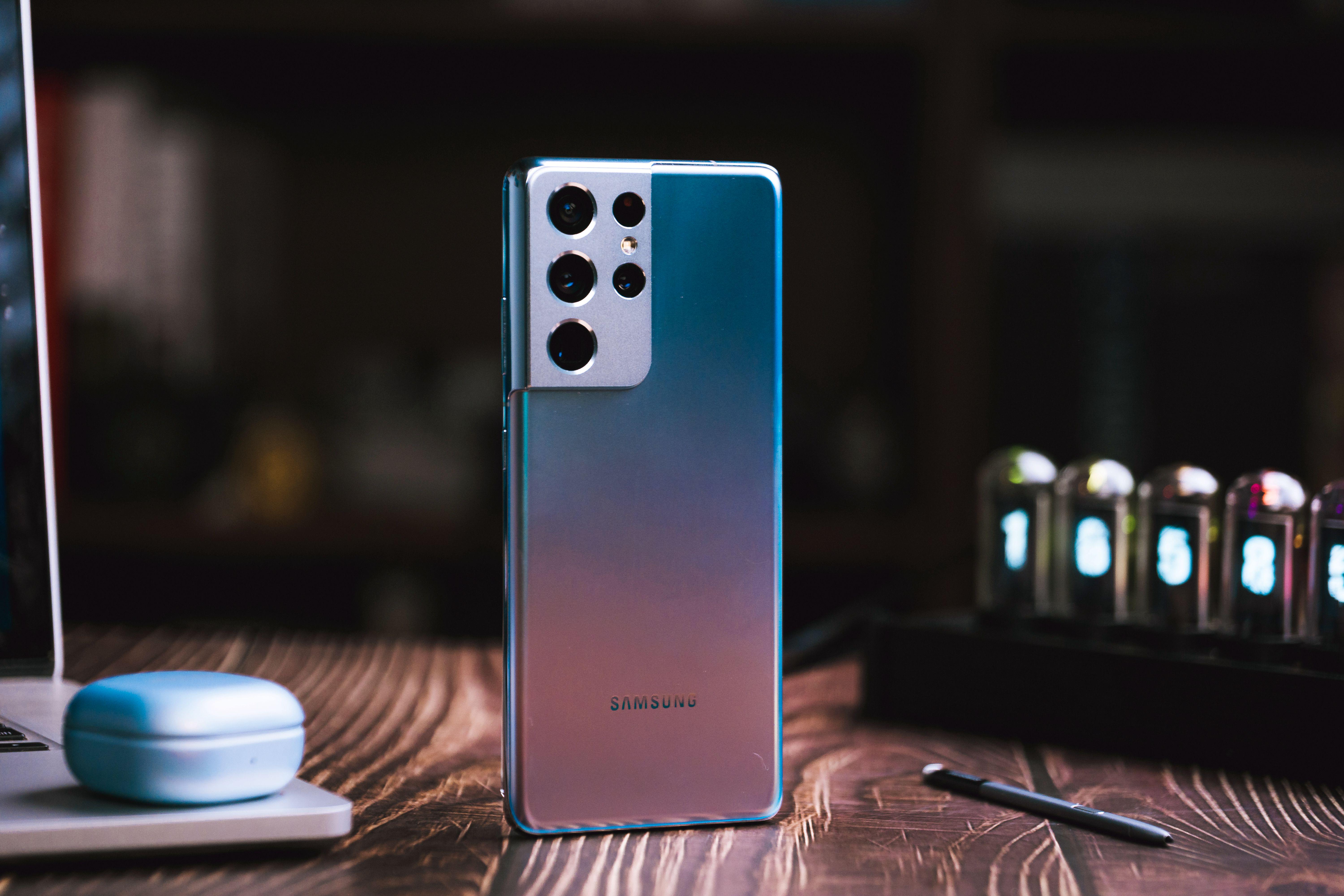 涓夋槦galaxys21ultra璇勬祴瑙嗛,涓夋槦galaxys22缁埅灏忕櫧娴嬭瘎