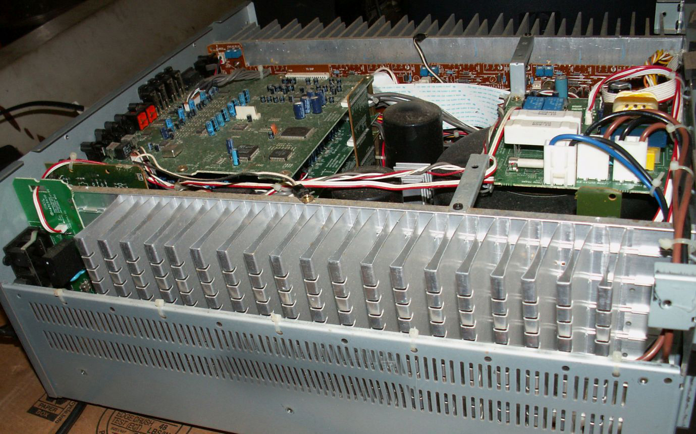 维修一台60多斤的高端影音环绕功放