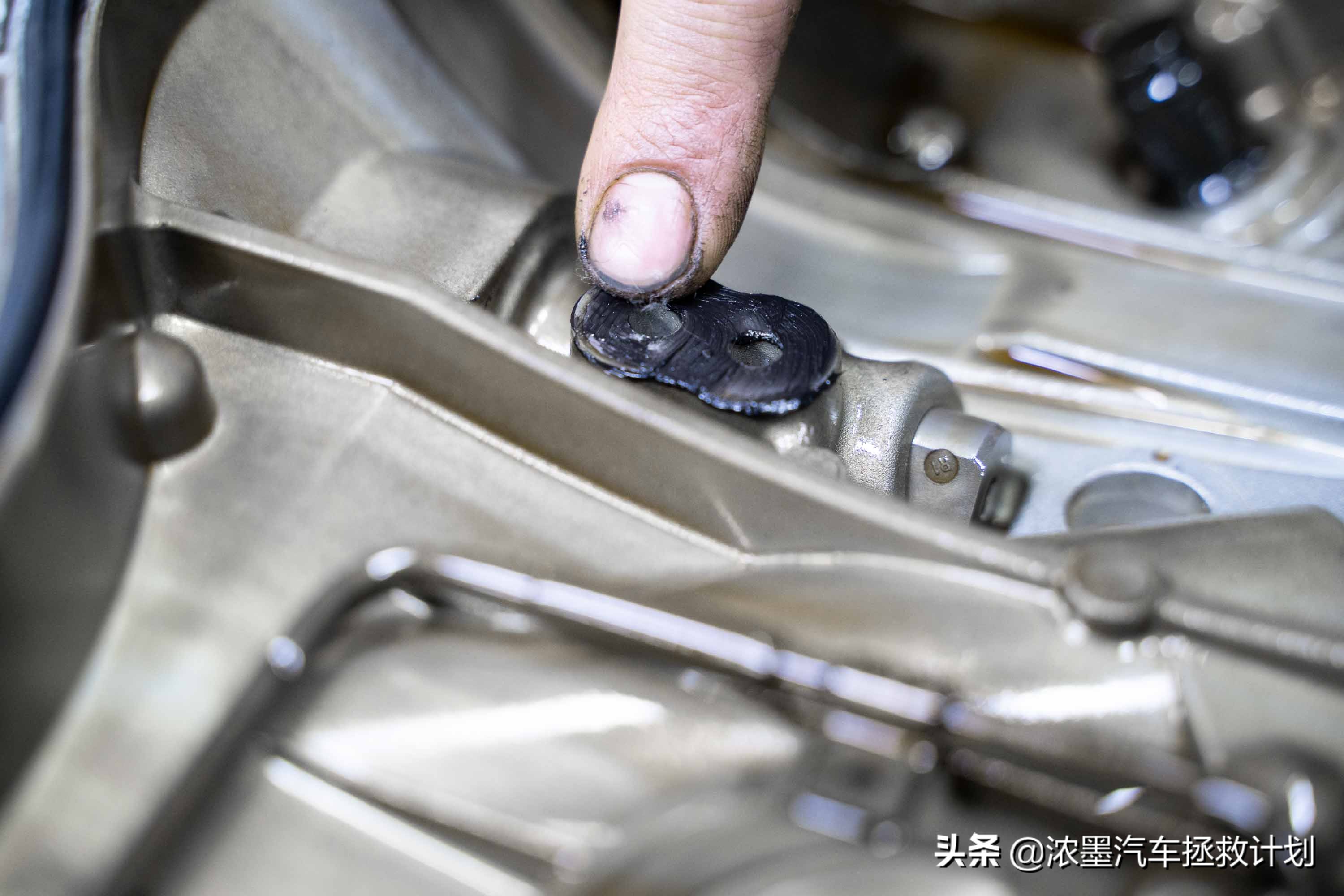 翻新一台老款丰田普瑞维亚,丰田普瑞维亚大翻新