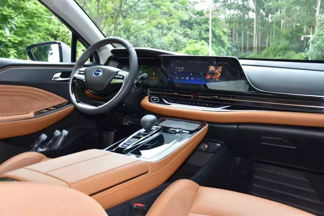 广汽埃安aions机械钥匙怎么使用,广汽埃安aions钥匙怎样换电池