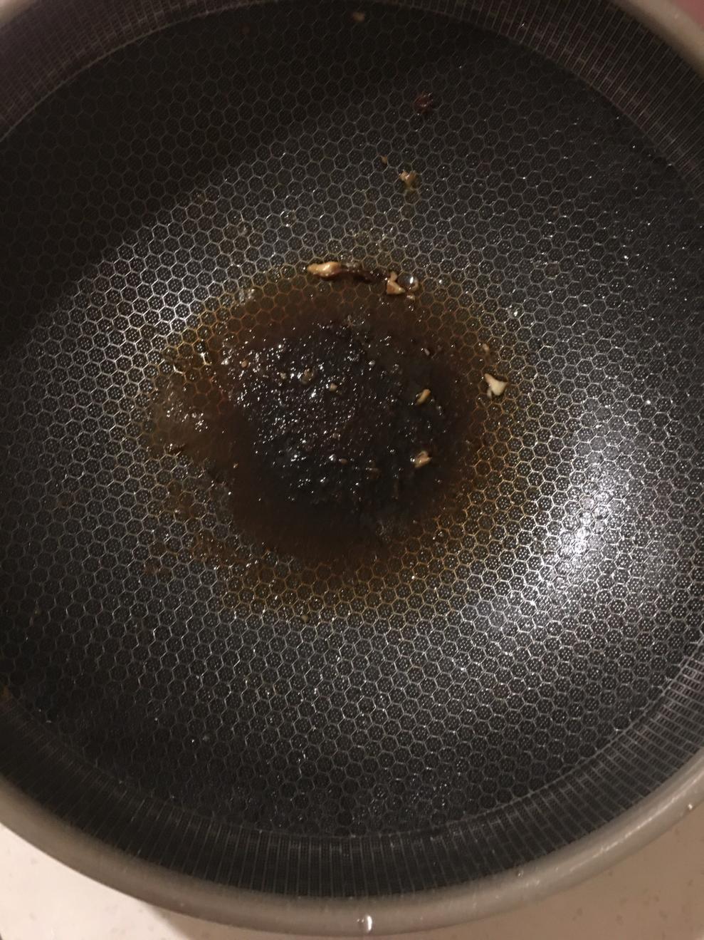 为什么不粘锅用了两次,为啥不粘锅用几次就糊