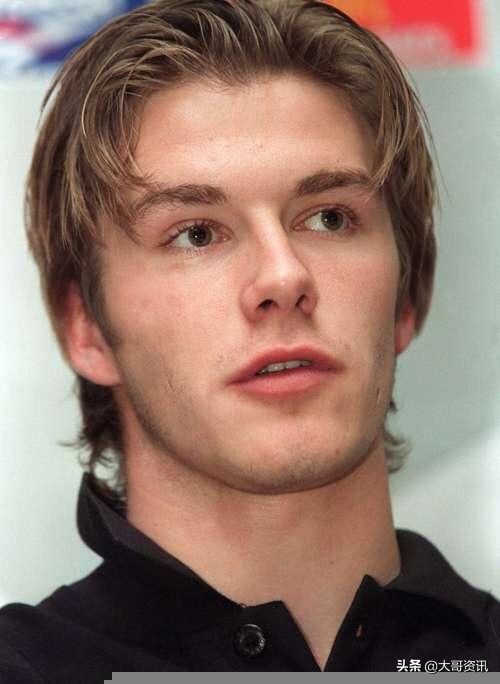 贝克汉姆自己在家剃光头,疫情在家剃光头的视频