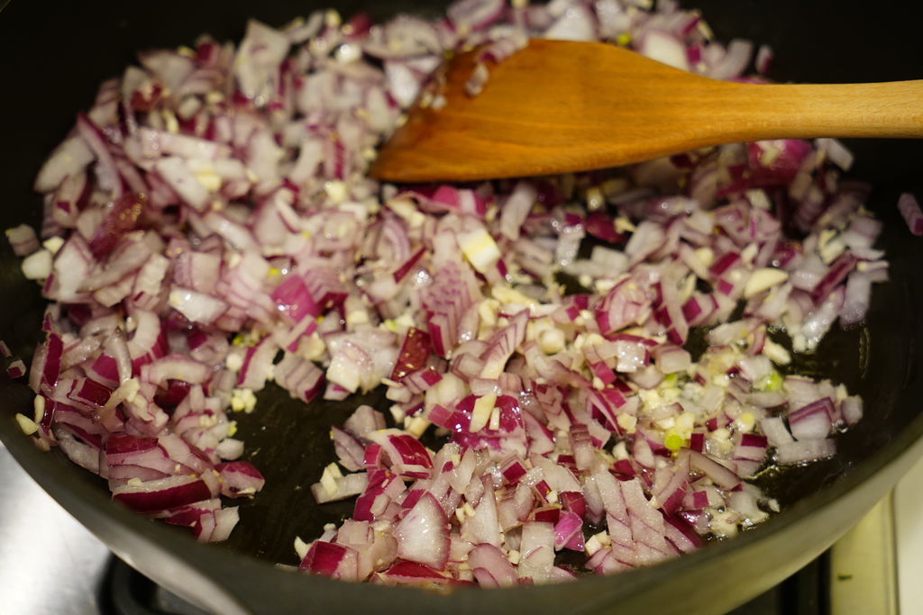 开店卖炸酱面的做法,炸酱面开店做法