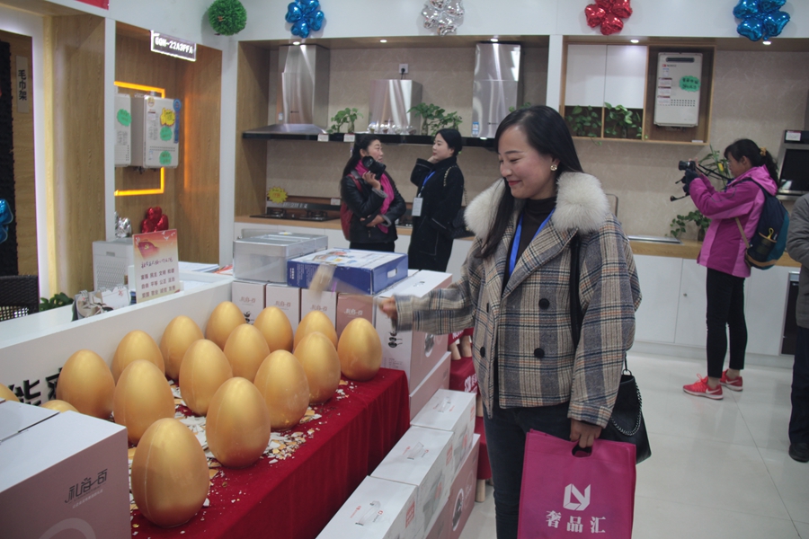 新洛阳信息港对认证商家开展走访回访活动助推企业发展