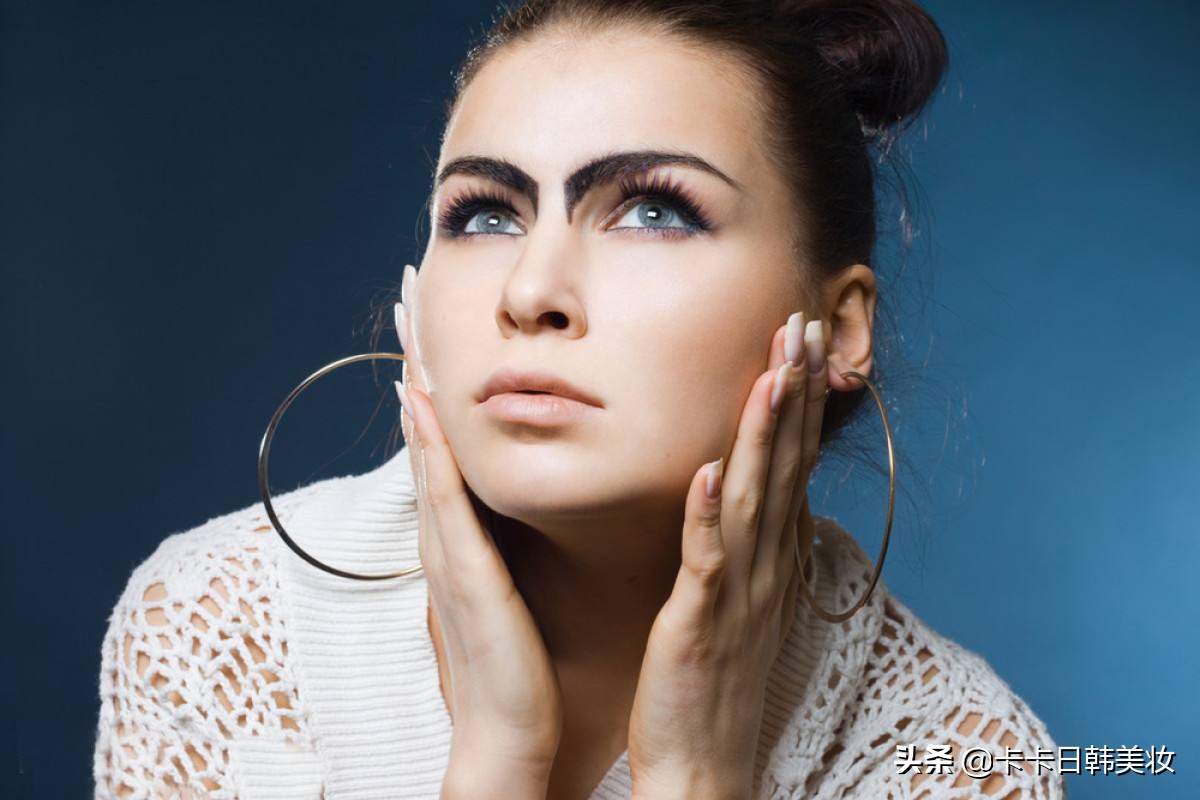 纹眉师新手不会设计眉毛,纹眉师不纹眉