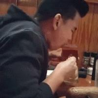 千万别惹女人搞笑视频,爆笑gif姑娘你已经突破天际啊