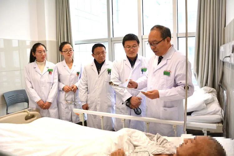 南阳医专一附院儿科一病区,南阳医专一附院血液内科一病区