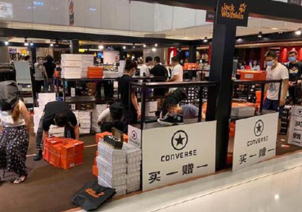 沈阳龙之梦coach,龙之梦奥莱coach