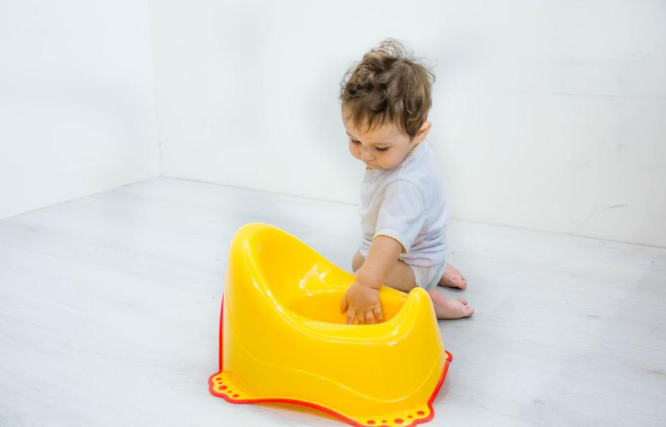 如何训练2岁左右宝宝自主如厕,锻炼宝宝自主如厕的方法