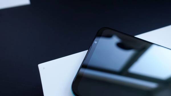 魅族16t:为娱乐而生诠释大屏美学,魅族16t正式发布对称全面屏