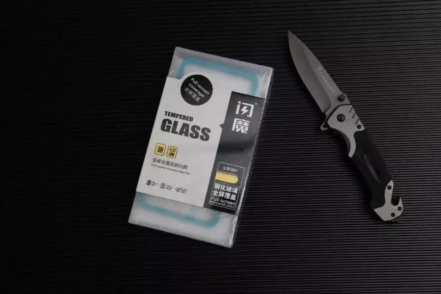iphone最好贴什么样的钢化膜,iphone13钢化玻璃膜