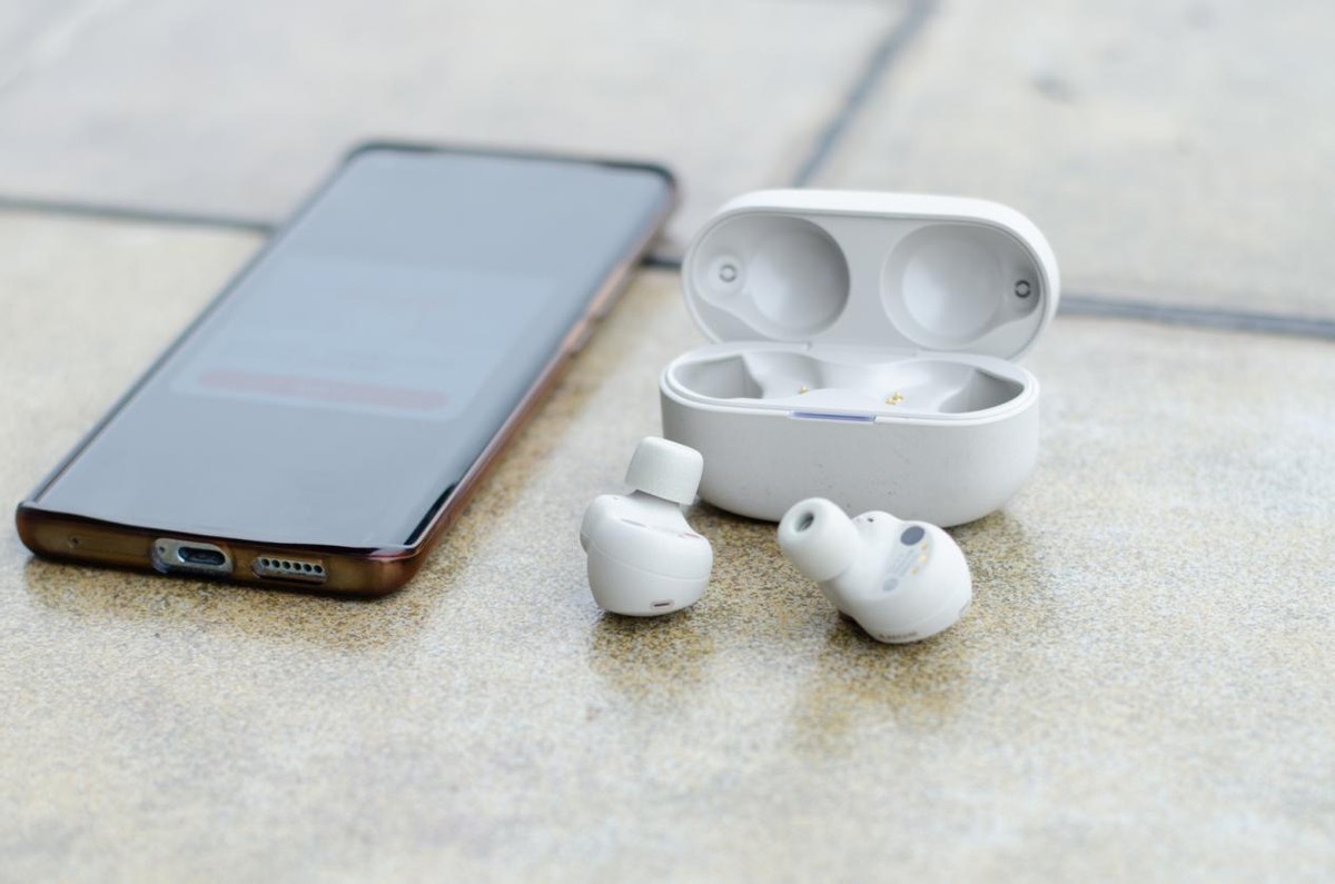 真无线降噪耳机头戴,真无线降噪耳机300左右