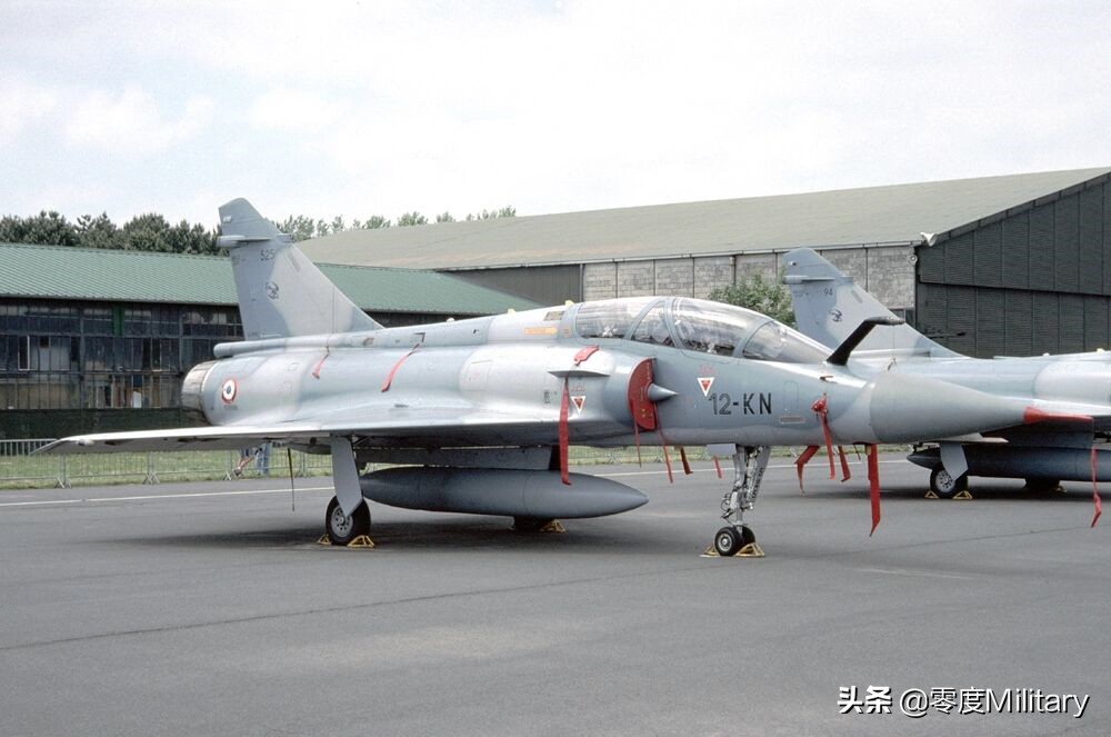 世界空军海军陆军,法国勒图贝空军基地