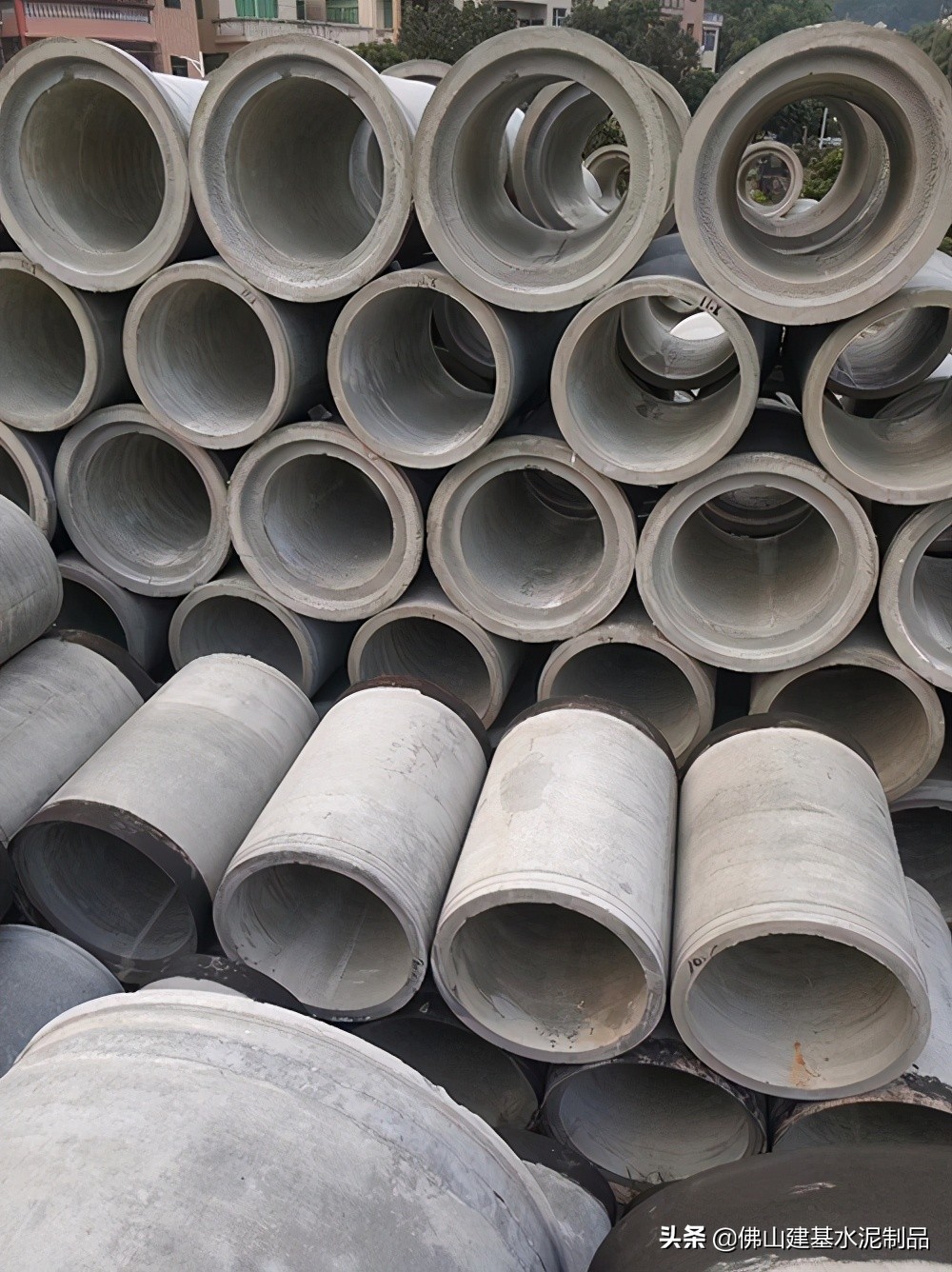 水泥管出现环裂是什么原因,水泥管有裂纹怎么修复