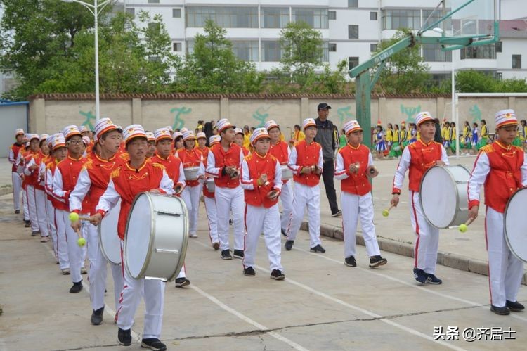 杩愬姩鍋ュ効鏄捐韩鎵嬫椂浠ｉ獎瀛愮珵椋庢祦,杩愬姩鍋ュ効璧涘嚭椋庨噰璧涘嚭鎷兼悘