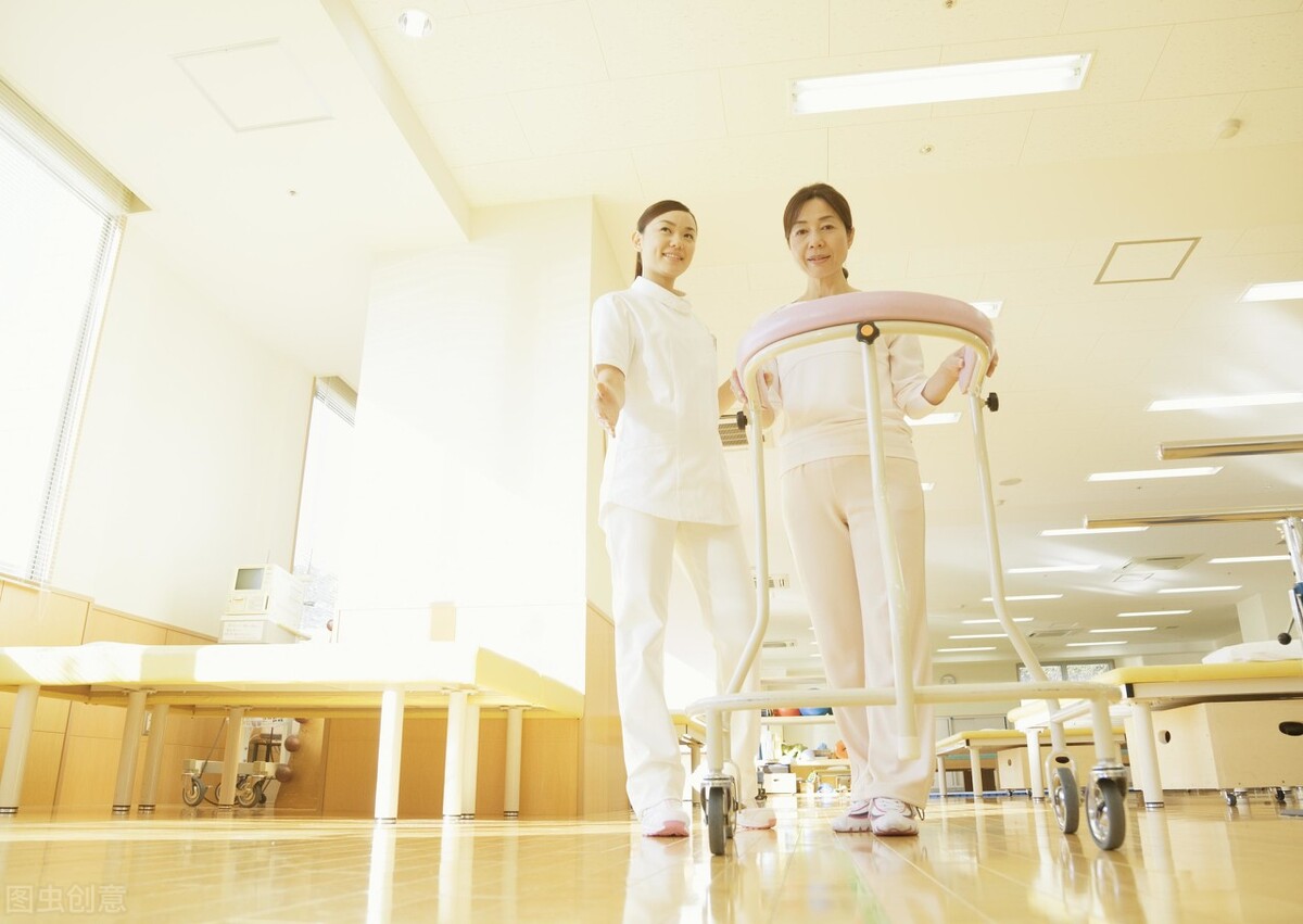 人工半髋关节置换术手术步骤,人工髋关节置换属于几级残疾