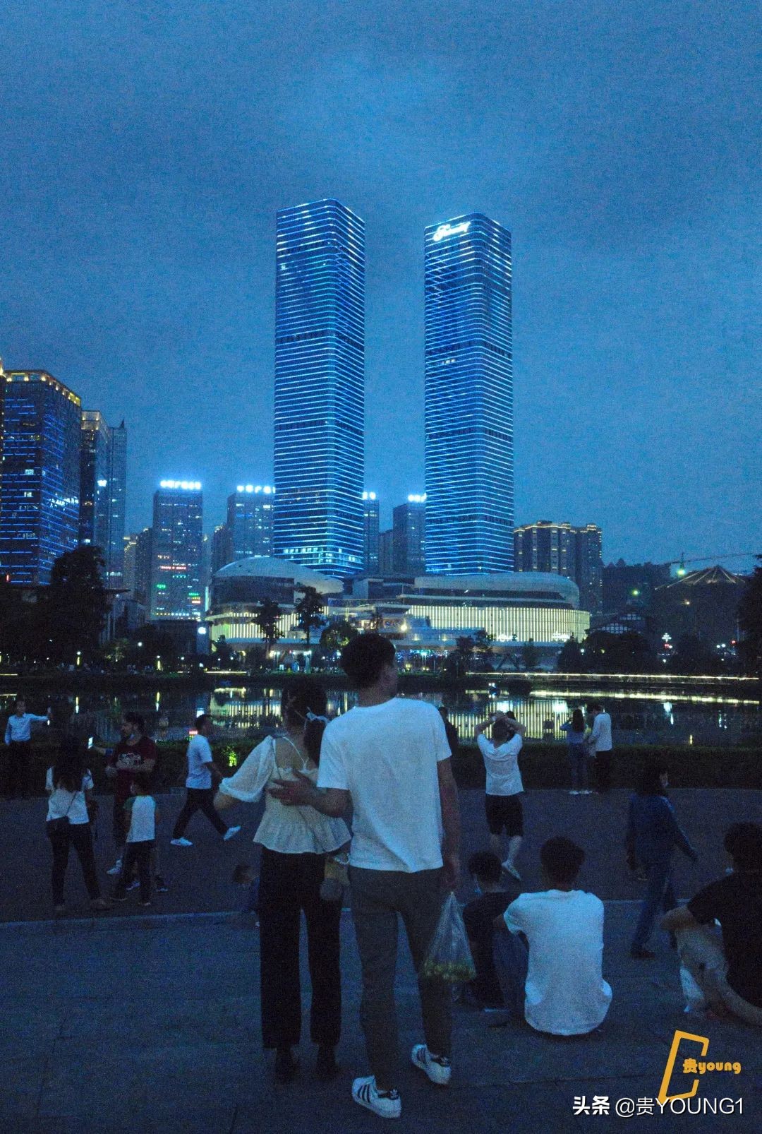 贵阳新村路摆地摊乱收费,贵阳清镇摆地摊学什么好