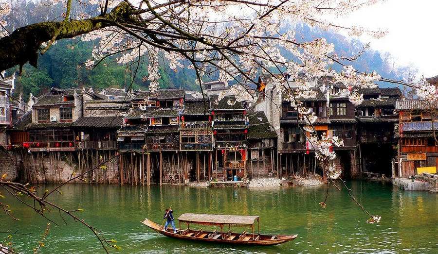 凤凰古城历史文化博物馆,凤凰古城历史讲解视频