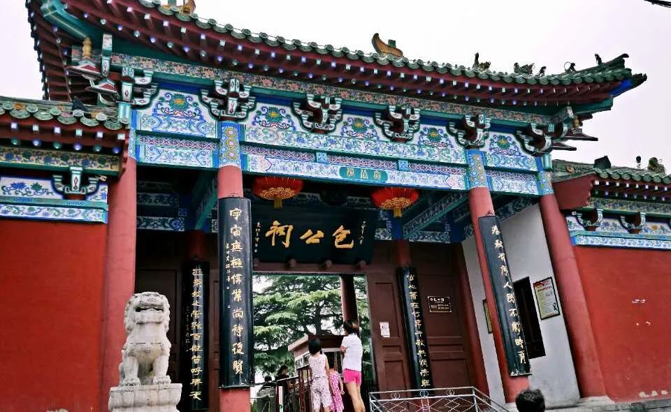 开封旅游景点60岁以上免费吗,开封旅游年票包括哪些景点