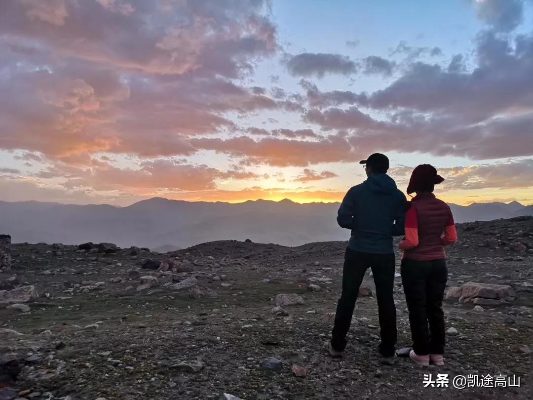 那一年，他们滑坠到人生的谷底：两名登山者和两部电影