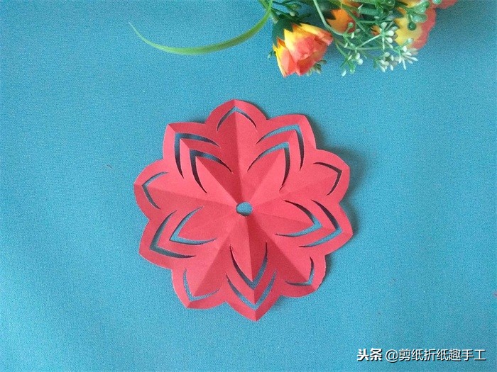 剪纸大全500种简单漂亮,剪纸5朵花瓣简单