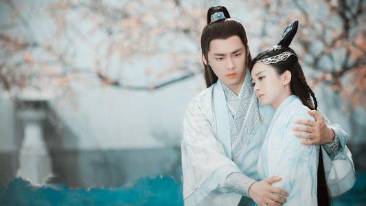 诛仙张小凡为什么不表白陆雪琪,张小凡喜欢的是陆雪琪还是碧瑶