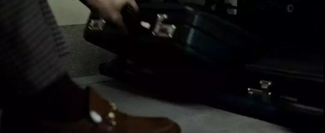 又嗨又深刻，这部豆瓣9.0的神作搁现在就是一部*片禁**