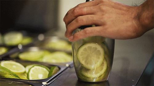 陪你“柠”过盛夏的「挞柠」全新热饮上市，给你冬日里的一杯暖！