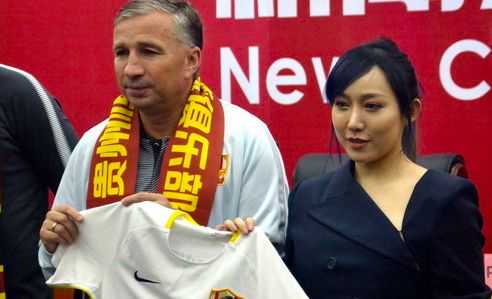 中国足球主教练新消息,中国足球主教练事件