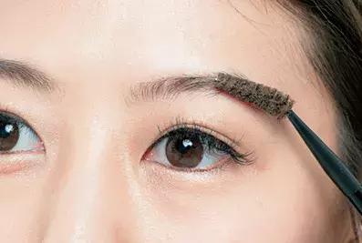 怎么把天生浓眉变淡眉,天生浓眉代表什么