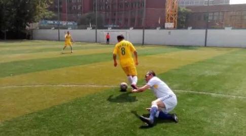 一场足球一身伤的感言,一场生病让我明白很多道理