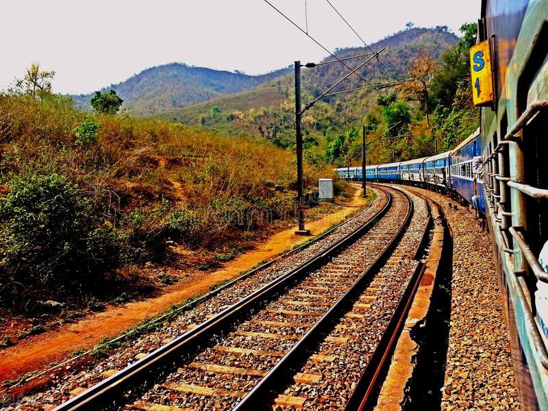 印度人说咖喱味英文,印度英语咖喱味日本英语什么味