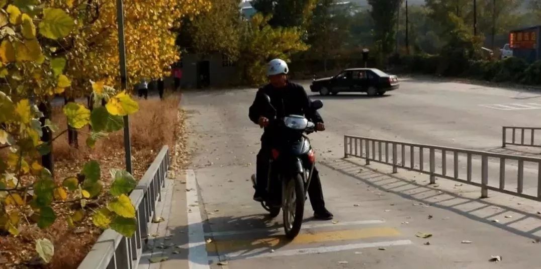 鄂州哪里能考取摩托车驾驶证,60岁以上可以考取摩托车驾驶证吗