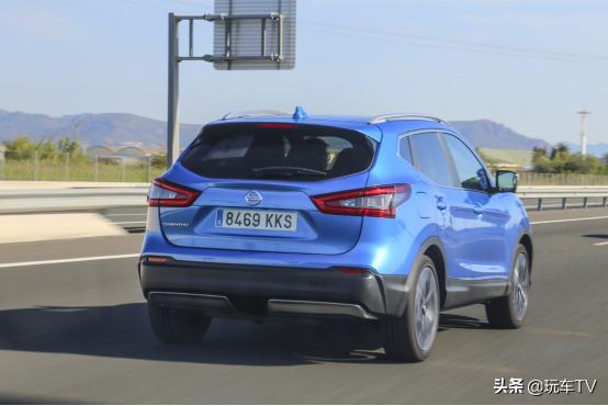 开手波等30个红灯，飞十几小时到万达看场欧冠，哪样更酸爽？