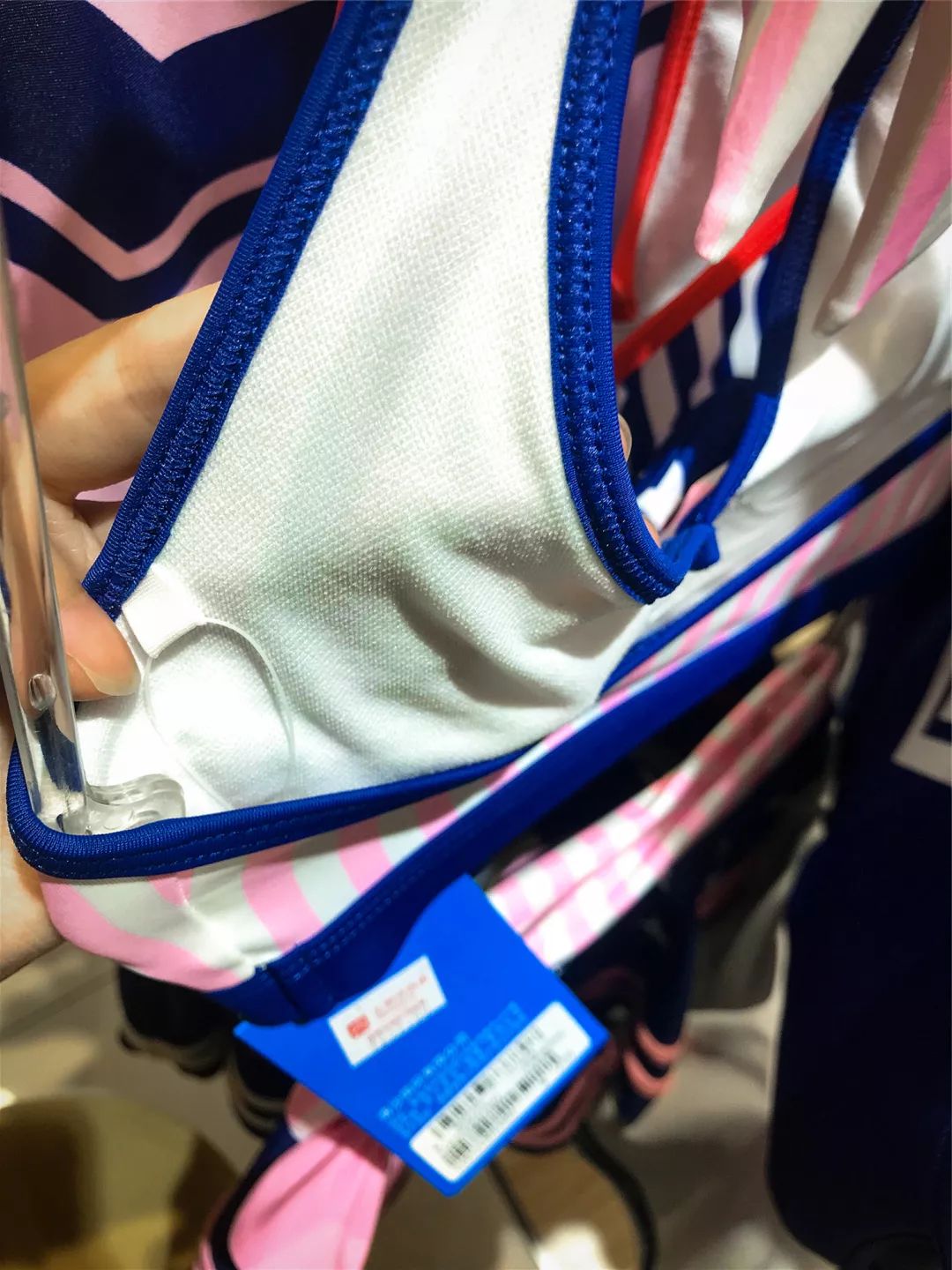 儿童泳衣买哪种最好,泳衣测评儿童10岁左右